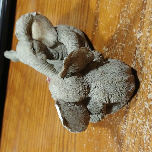 Lot of 8 different elephant curios - Picture 12 of 12